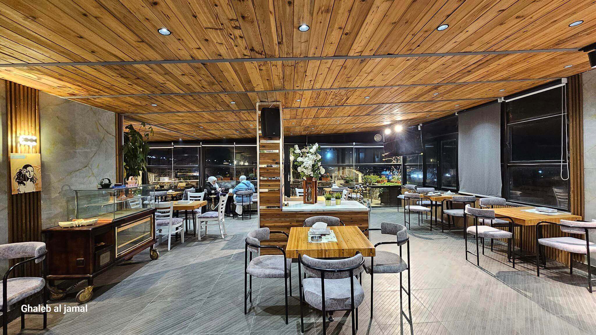 Hotel Restaurant Daytime